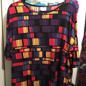 LuLaRoe Irma Tunic (M)